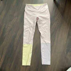Outdoor Voices 7/8 Leggings Pastel Colorblock Small